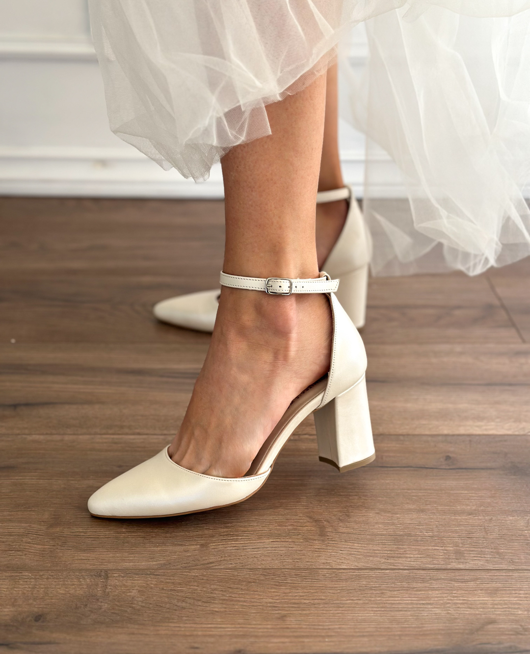 Mon Cheri pumps for bride