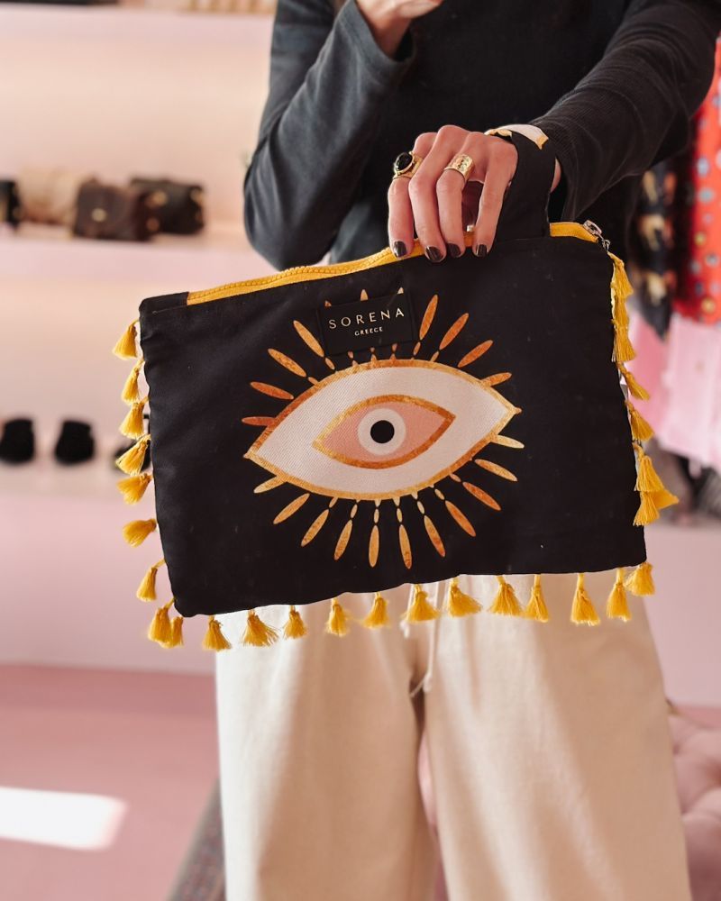 Φωτογραφία από Lucky clutch Eye