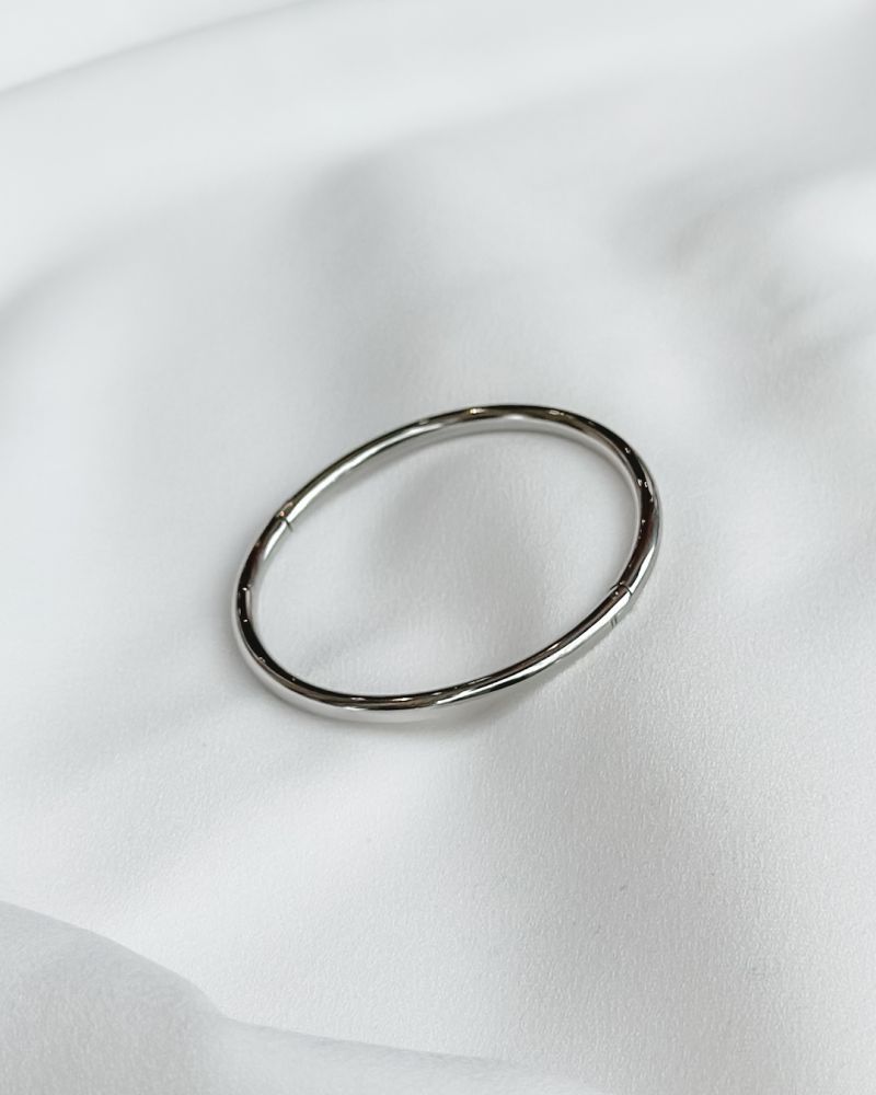 Φωτογραφία από Plain cuff silver