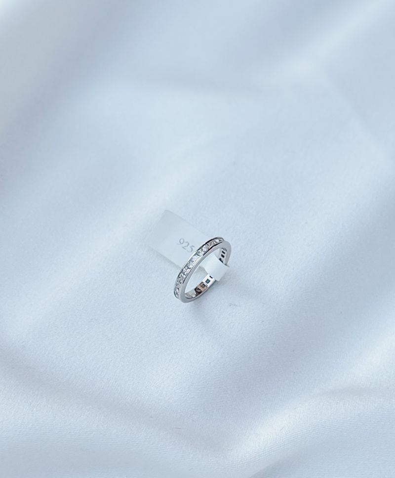 Φωτογραφία από Zircon ring silver 925